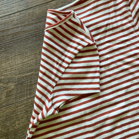 American Eagle Striped Shirt - Picture 4 of 5